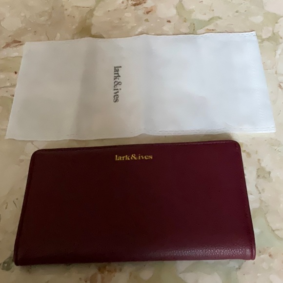 NWOT Lark & Ives snap wallet, vegan leather - Picture 4 of 4